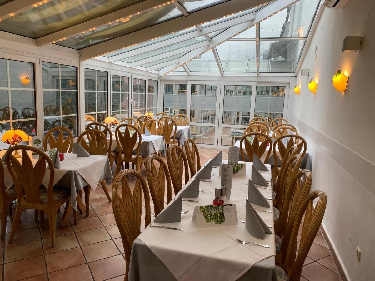 Hotel Friedenseiche Neukirchen Vluyn Bagian luar foto