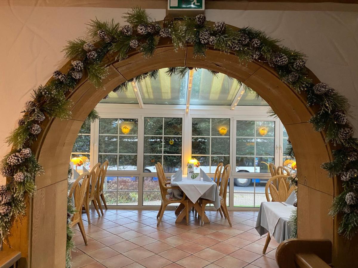 Hotel Friedenseiche Neukirchen Vluyn Bagian luar foto