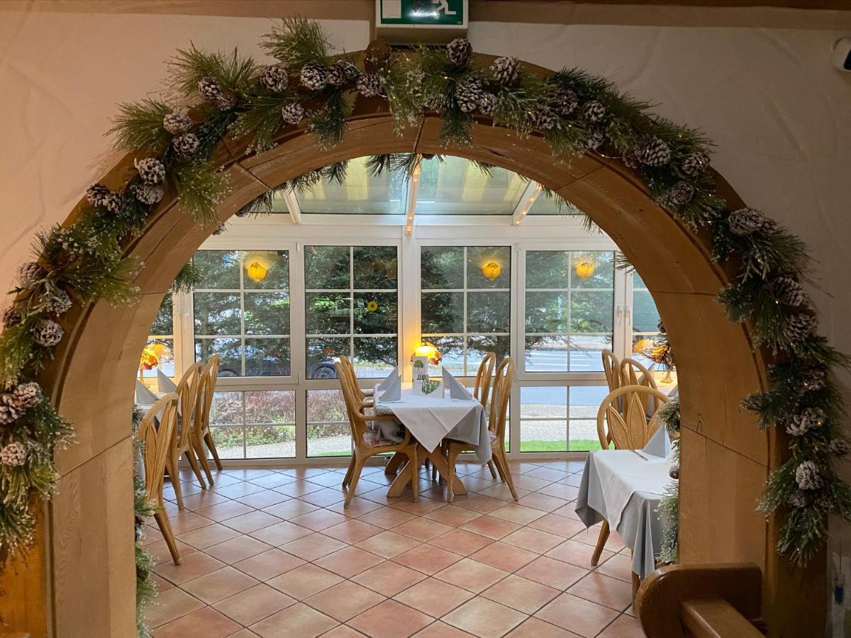Hotel Friedenseiche Neukirchen Vluyn Bagian luar foto